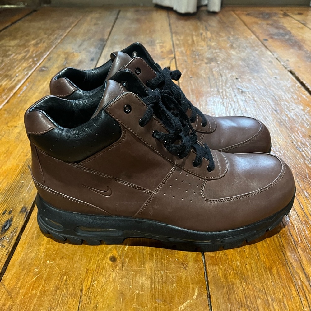 Nike ACG boot